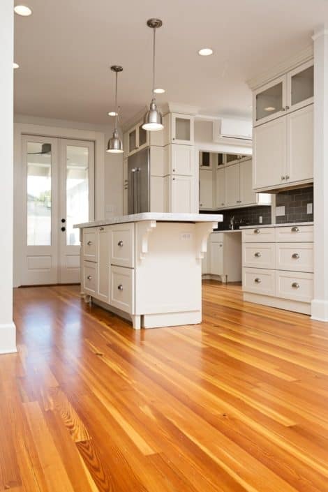 Reclaimed Wood Kitchen Floors Blend Perfectly with Contemporary Accents 4